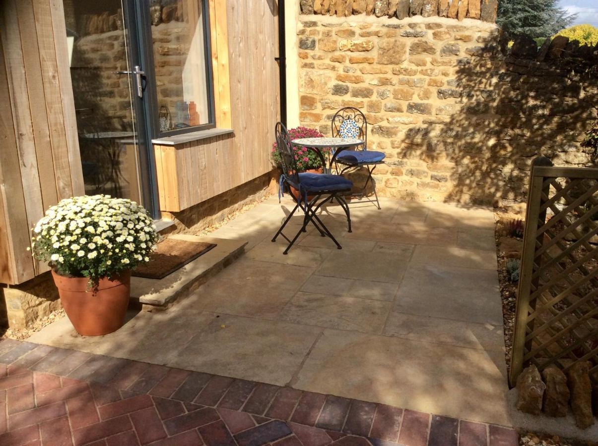 The Studio At The Laurels Hotell Hook Norton Eksteriør bilde